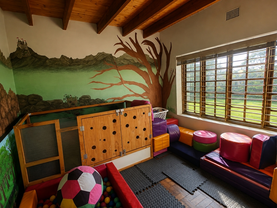 6 Bedroom Property for Sale in Capital Park Gauteng