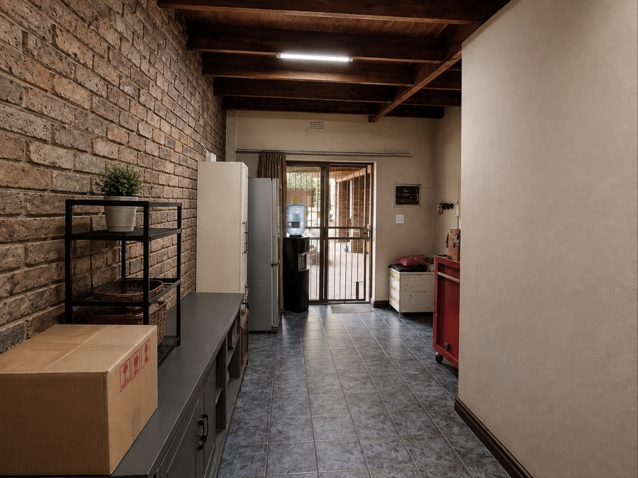 6 Bedroom Property for Sale in Capital Park Gauteng