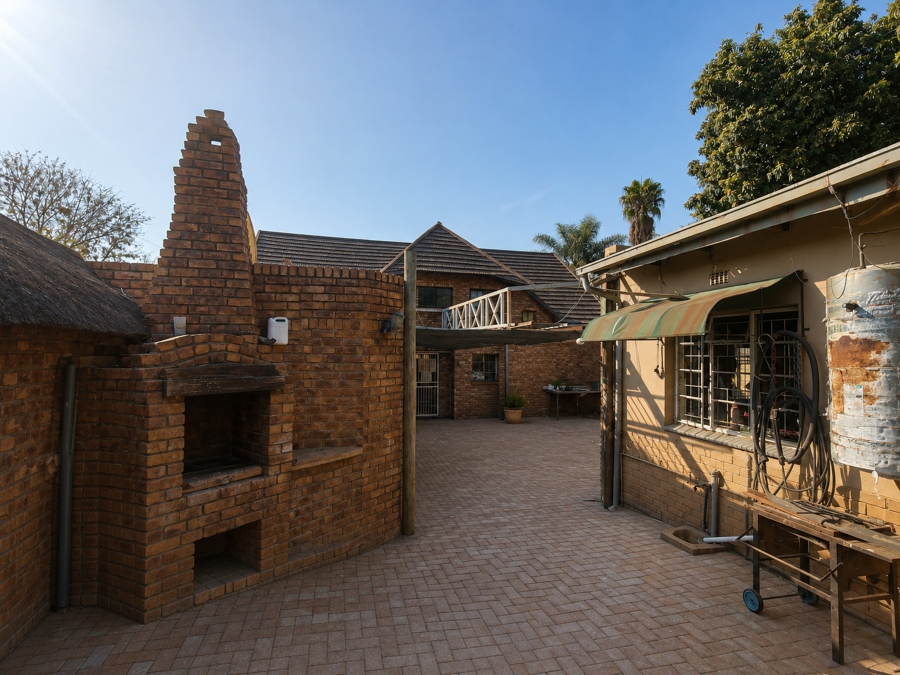 6 Bedroom Property for Sale in Capital Park Gauteng