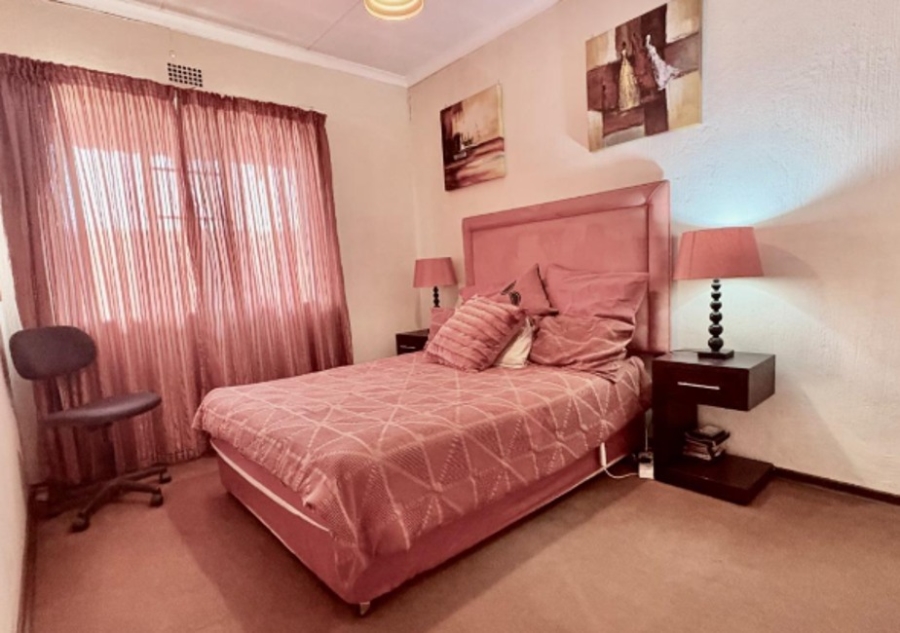 3 Bedroom Property for Sale in Fairland Gauteng