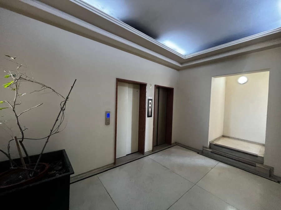 To Let 3 Bedroom Property for Rent in Marshalltown Gauteng