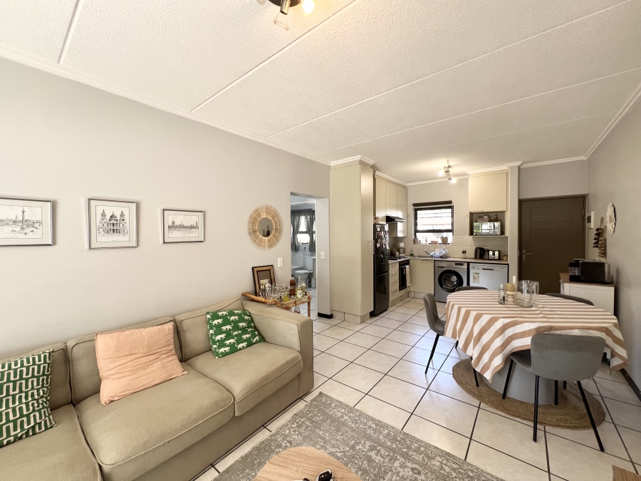 1 Bedroom Property for Sale in Douglasdale Gauteng