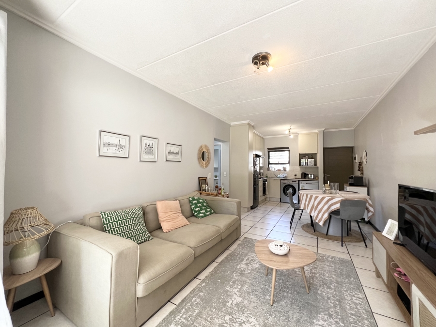 1 Bedroom Property for Sale in Douglasdale Gauteng