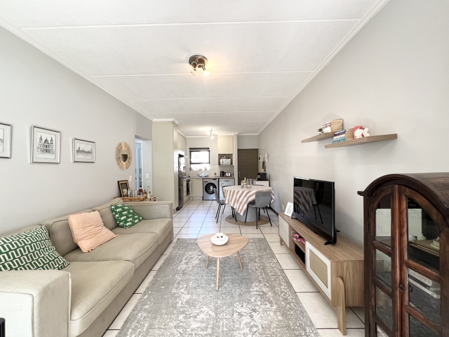 1 Bedroom Property for Sale in Douglasdale Gauteng