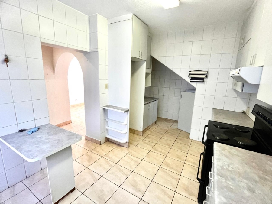 3 Bedroom Property for Sale in Fairland Gauteng