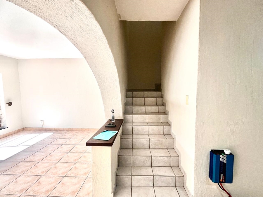 3 Bedroom Property for Sale in Fairland Gauteng