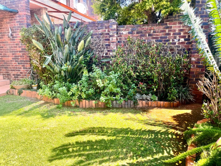 3 Bedroom Property for Sale in Fairland Gauteng