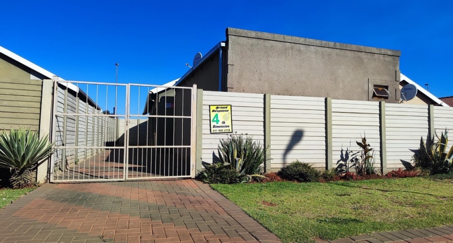 3 Bedroom Property for Sale in Sky City Gauteng