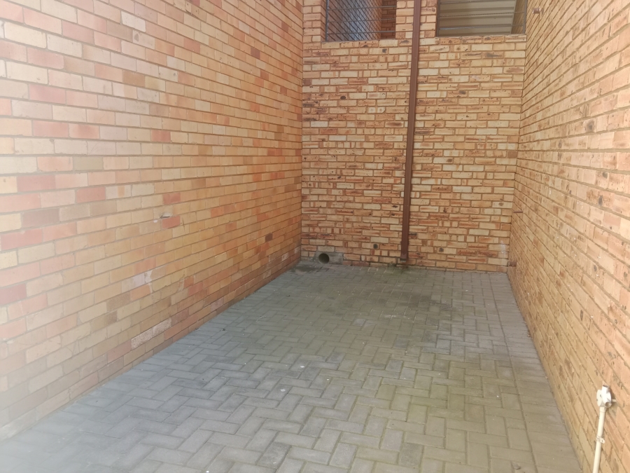 2 Bedroom Property for Sale in Alberton North Gauteng