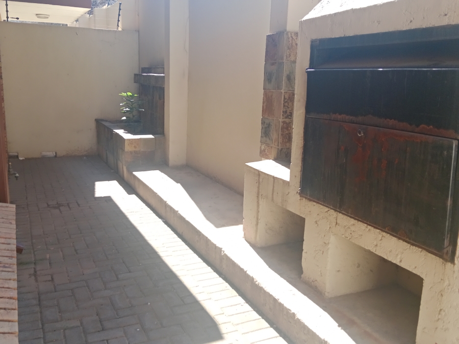 2 Bedroom Property for Sale in Alberton North Gauteng