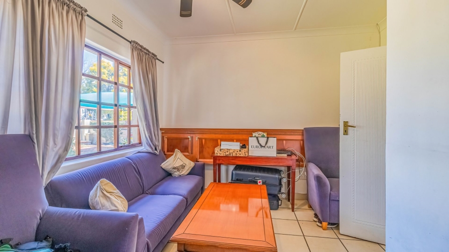 4 Bedroom Property for Sale in Hurlyvale Gauteng