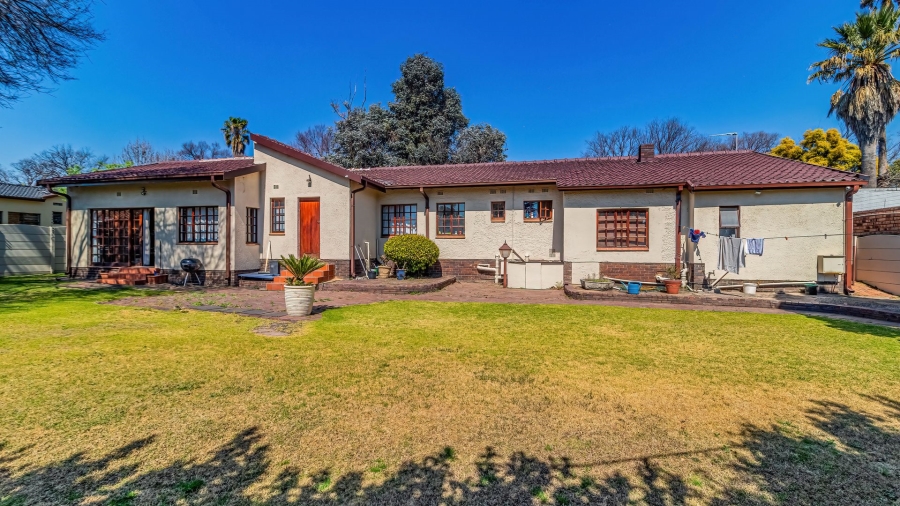 4 Bedroom Property for Sale in Hurlyvale Gauteng