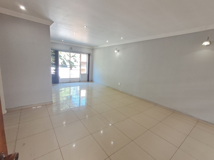 3 Bedroom Property for Sale in Brackendowns Gauteng