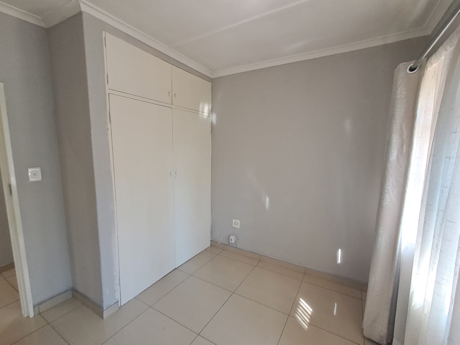 3 Bedroom Property for Sale in Brackendowns Gauteng