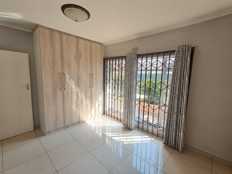 3 Bedroom Property for Sale in Brackendowns Gauteng