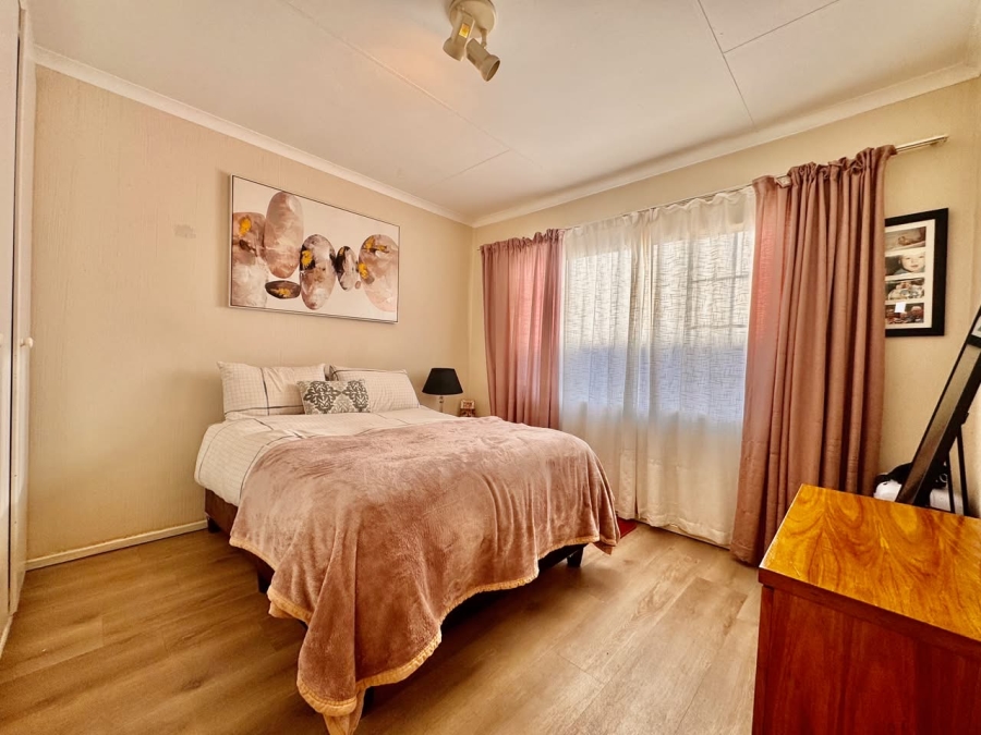 2 Bedroom Property for Sale in Meyersdal Gauteng