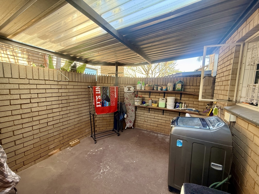 2 Bedroom Property for Sale in Wonderboom Gauteng