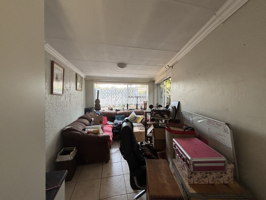 3 Bedroom Property for Sale in Farrarmere Gauteng
