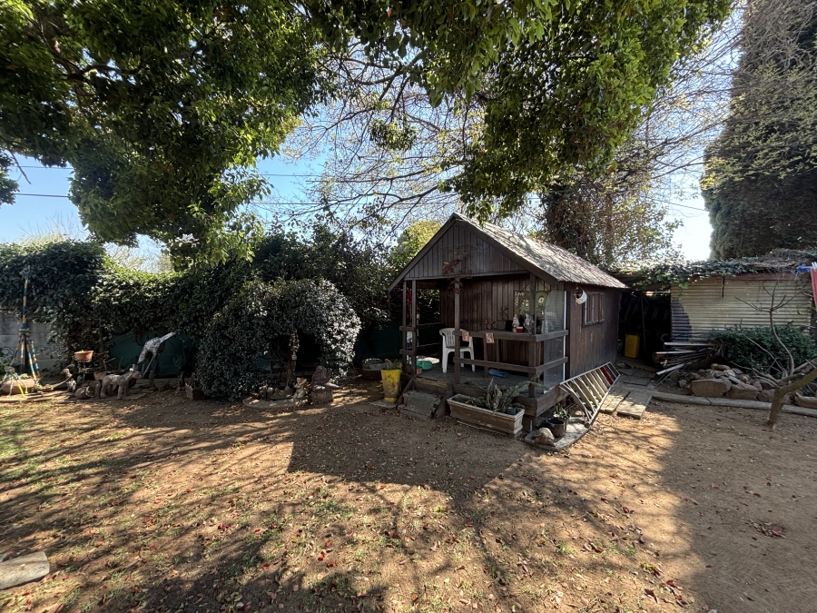 3 Bedroom Property for Sale in Farrarmere Gauteng