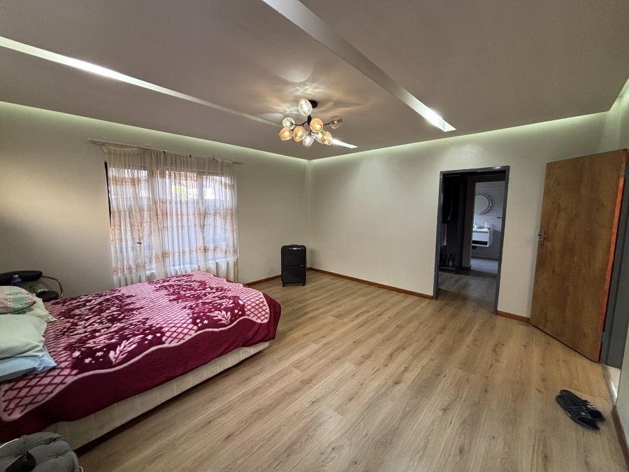 4 Bedroom Property for Sale in Westdene Gauteng