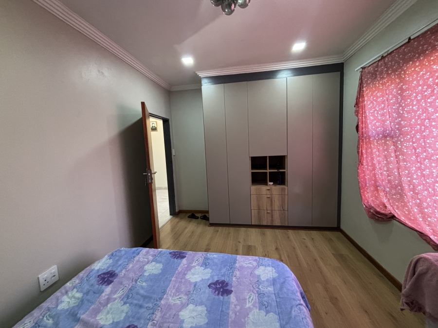 4 Bedroom Property for Sale in Westdene Gauteng