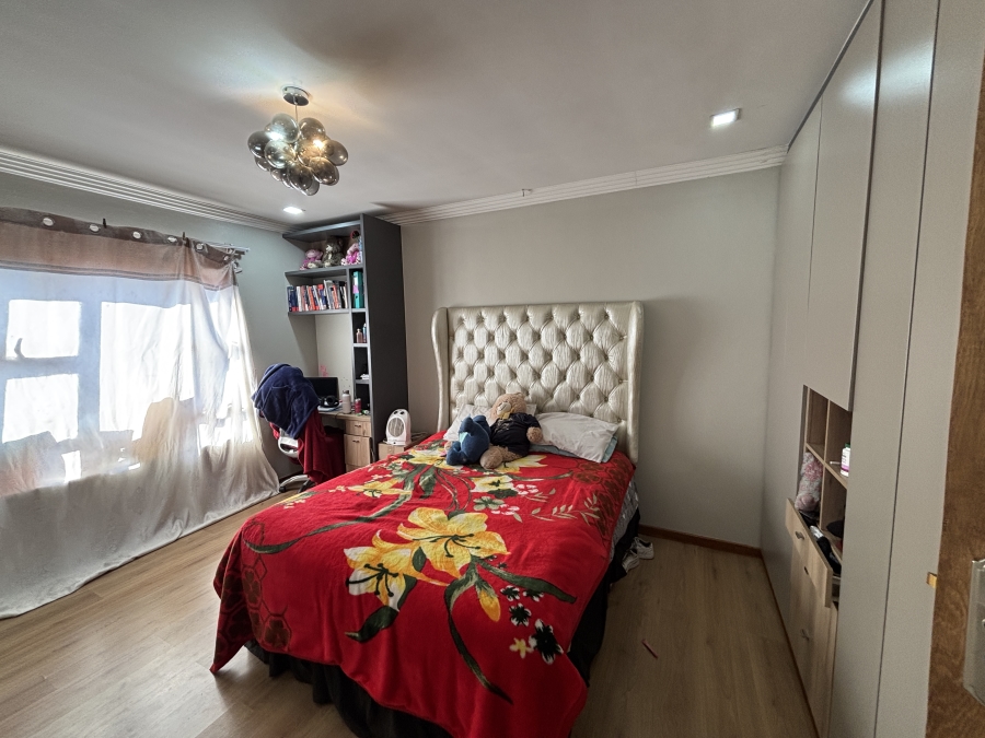 4 Bedroom Property for Sale in Westdene Gauteng