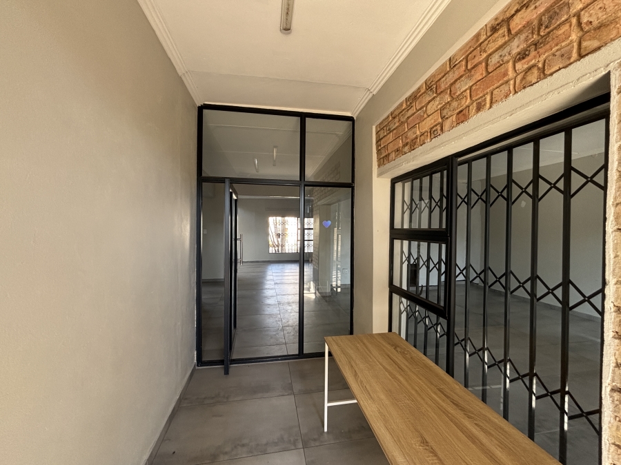 6 Bedroom Property for Sale in Westdene Gauteng