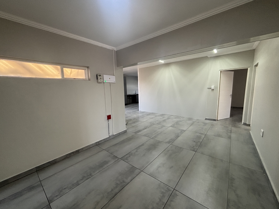 6 Bedroom Property for Sale in Westdene Gauteng