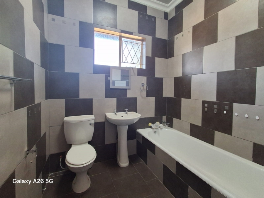 3 Bedroom Property for Sale in Castleview Gauteng