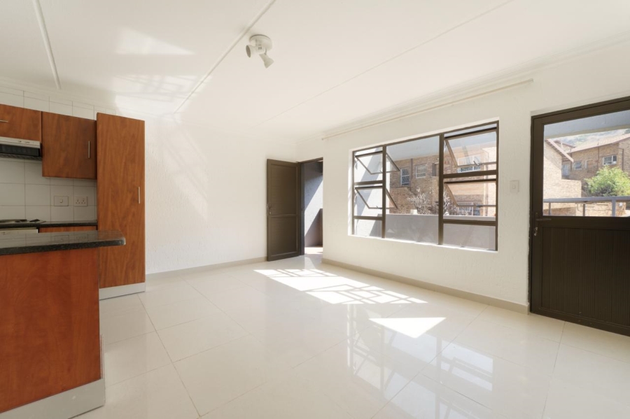1 Bedroom Property for Sale in Bruma Gauteng