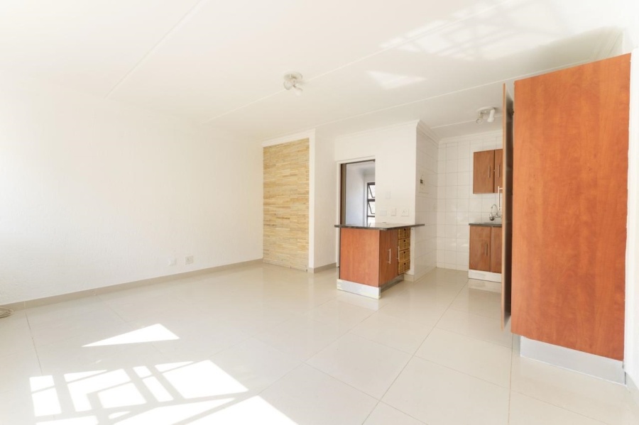 1 Bedroom Property for Sale in Bruma Gauteng