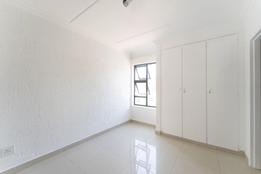 1 Bedroom Property for Sale in Bruma Gauteng