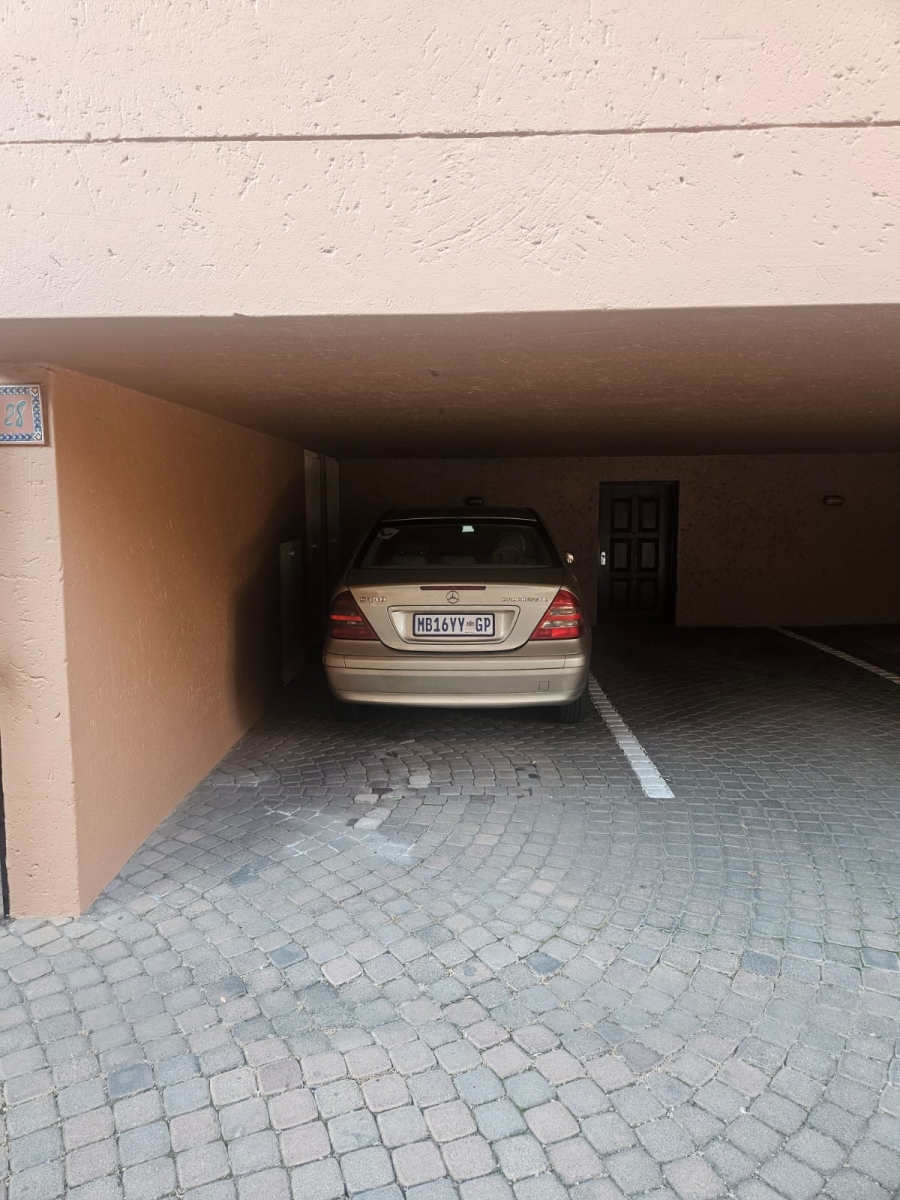 2 Bedroom Property for Sale in Buurendal Gauteng