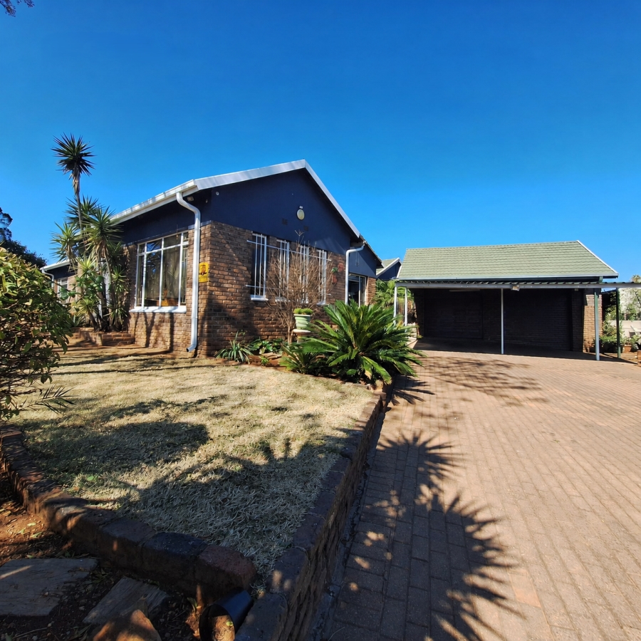 3 Bedroom Property for Sale in Rensburg Gauteng