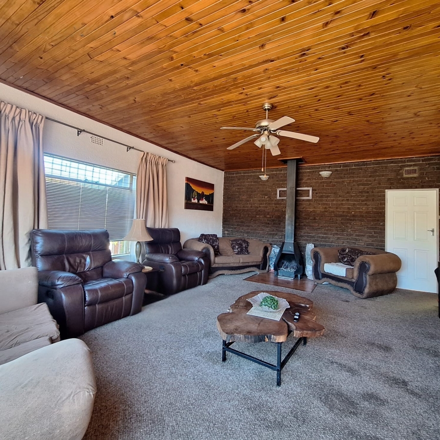 3 Bedroom Property for Sale in Rensburg Gauteng