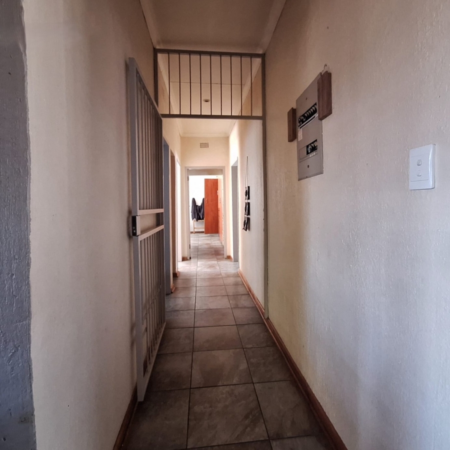 3 Bedroom Property for Sale in Rensburg Gauteng