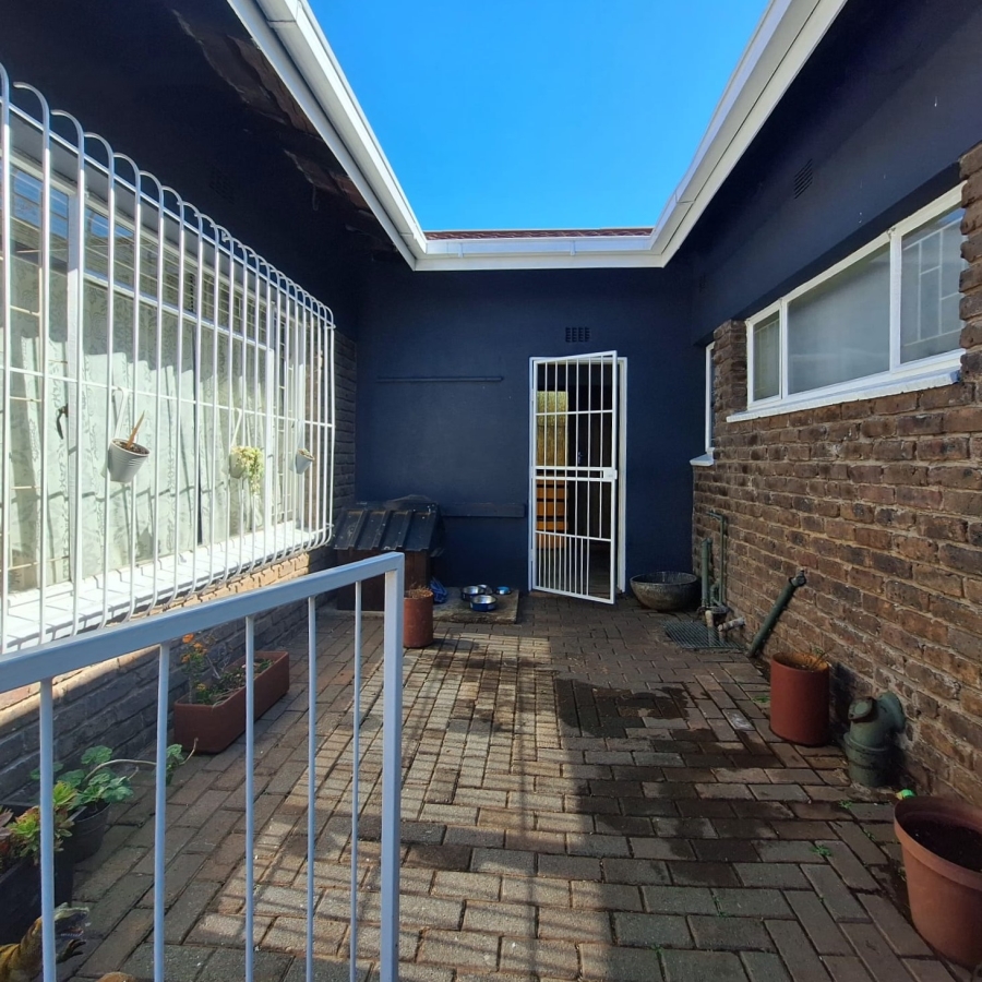 3 Bedroom Property for Sale in Rensburg Gauteng