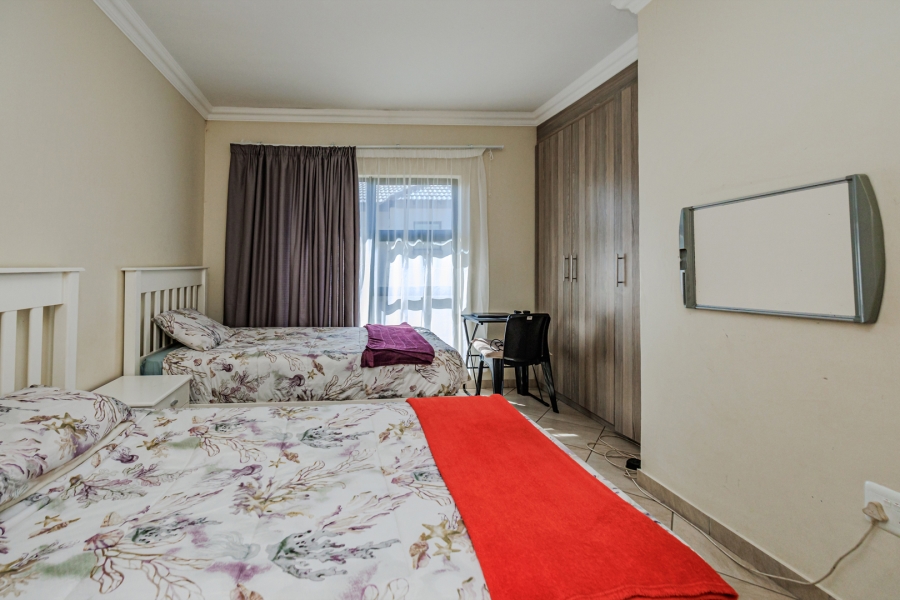 3 Bedroom Property for Sale in Wildtuinpark Gauteng