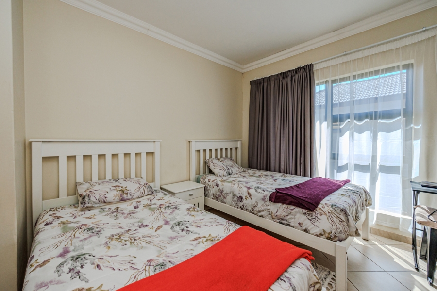 3 Bedroom Property for Sale in Wildtuinpark Gauteng