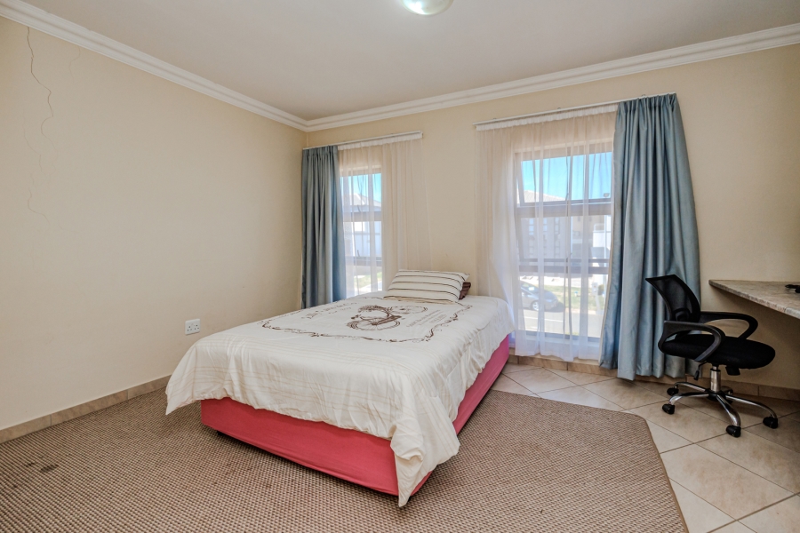3 Bedroom Property for Sale in Wildtuinpark Gauteng