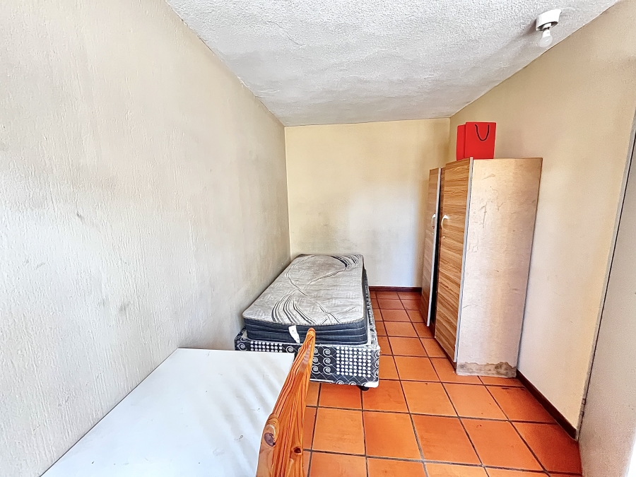 To Let 1 Bedroom Property for Rent in Westdene Gauteng