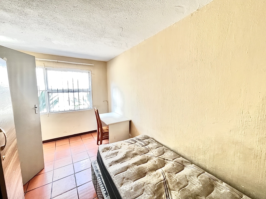 To Let 1 Bedroom Property for Rent in Westdene Gauteng