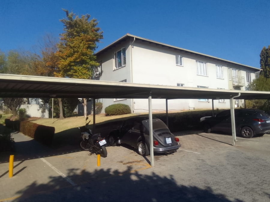 2 Bedroom Property for Sale in Roodepoort Gauteng