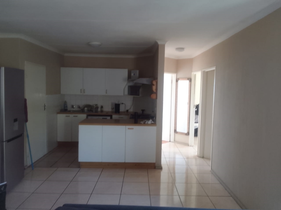 2 Bedroom Property for Sale in Roodepoort Gauteng