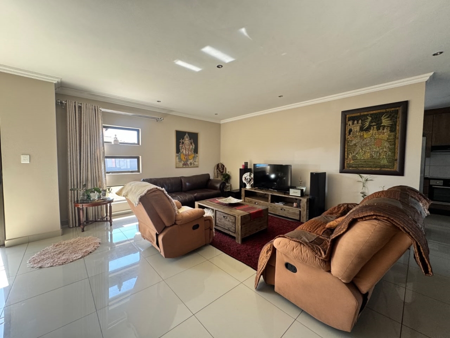To Let 3 Bedroom Property for Rent in Silver Stone Country Estate Gauteng