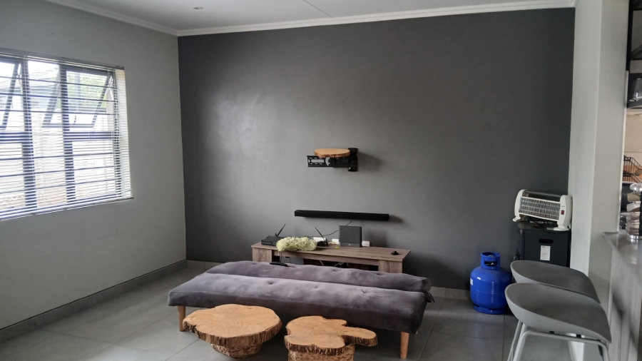 To Let 3 Bedroom Property for Rent in Mindalore Gauteng