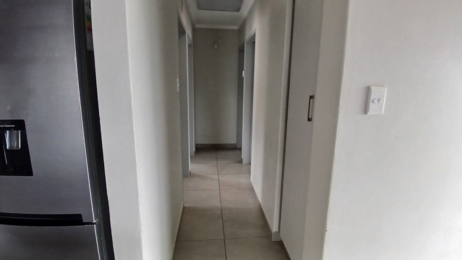 To Let 3 Bedroom Property for Rent in Mindalore Gauteng