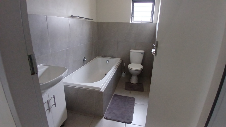 To Let 3 Bedroom Property for Rent in Mindalore Gauteng