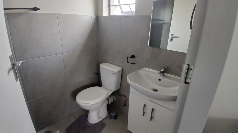 To Let 3 Bedroom Property for Rent in Mindalore Gauteng