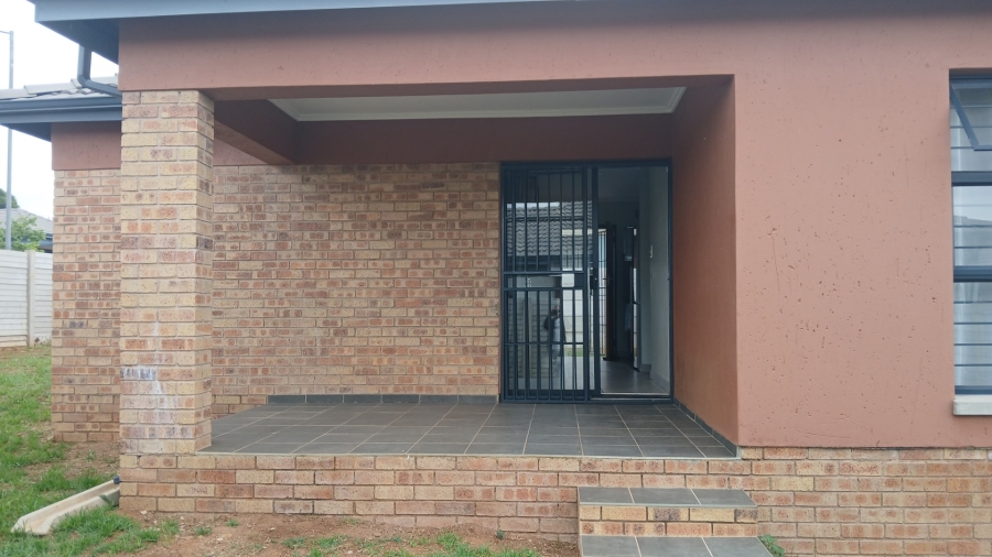 To Let 3 Bedroom Property for Rent in Mindalore Gauteng